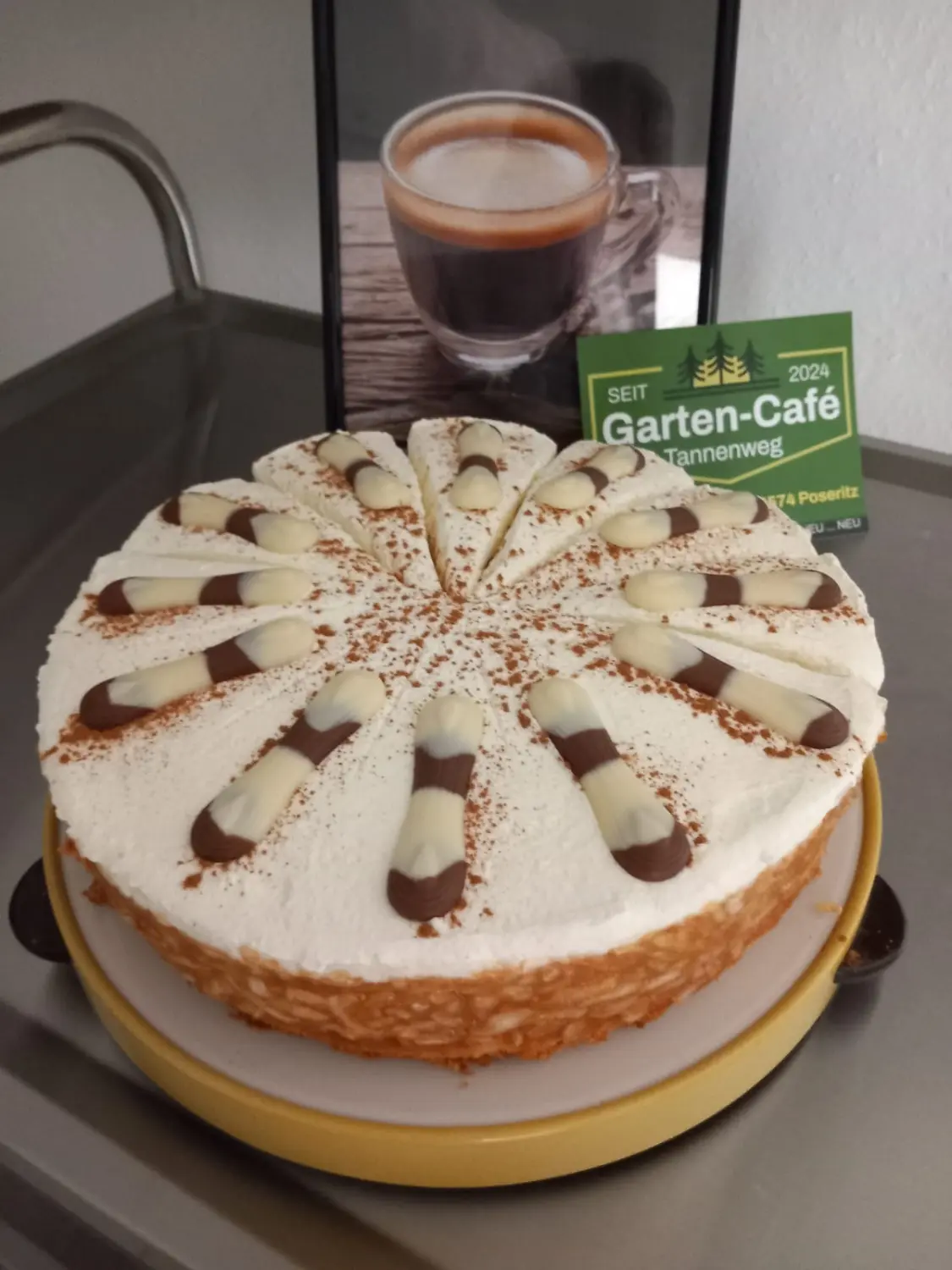 Garten-Café Tannenweg , Manfred Leisge ,  Katrin Leisge, Poseritz, Rügen Island, Kuchen von Garten-Café Tannenweg