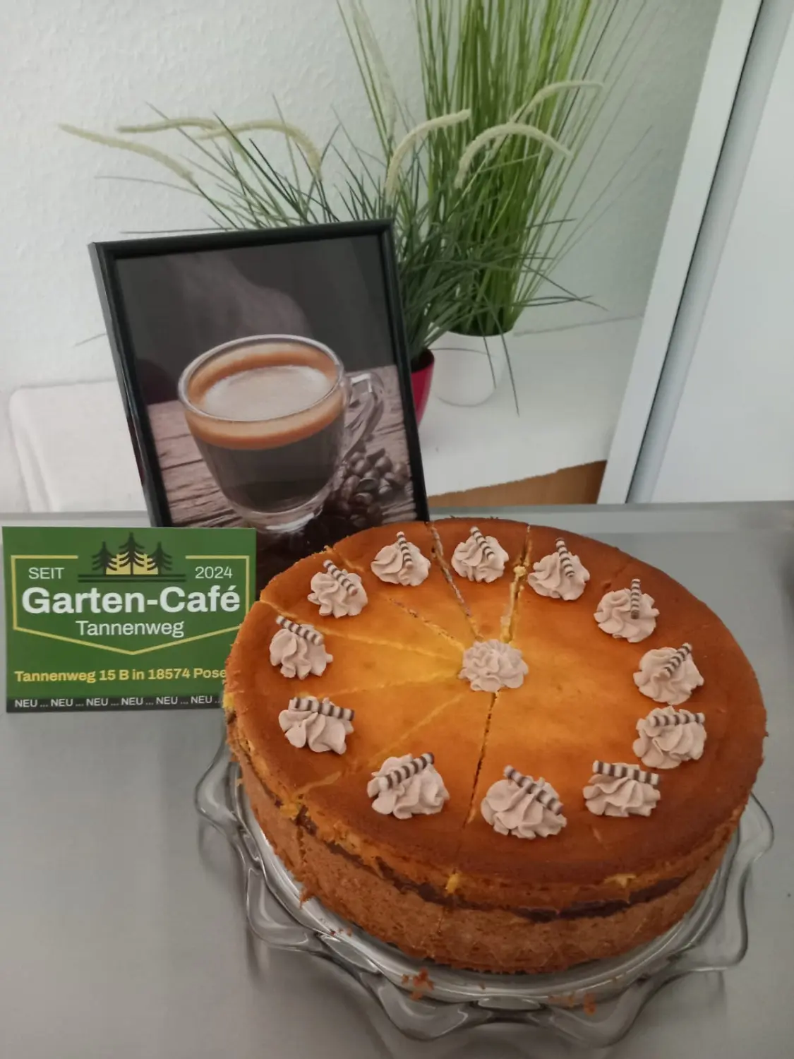 Garten-Café Tannenweg , Manfred Leisge ,  Katrin Leisge, Poseritz, Rügen Island, Garten-Café Tannenweg , Manfred Leisge ,  Katrin Leisge, Poseritz, Rügen Island, Kuchen von Garten-Café Tannenweg