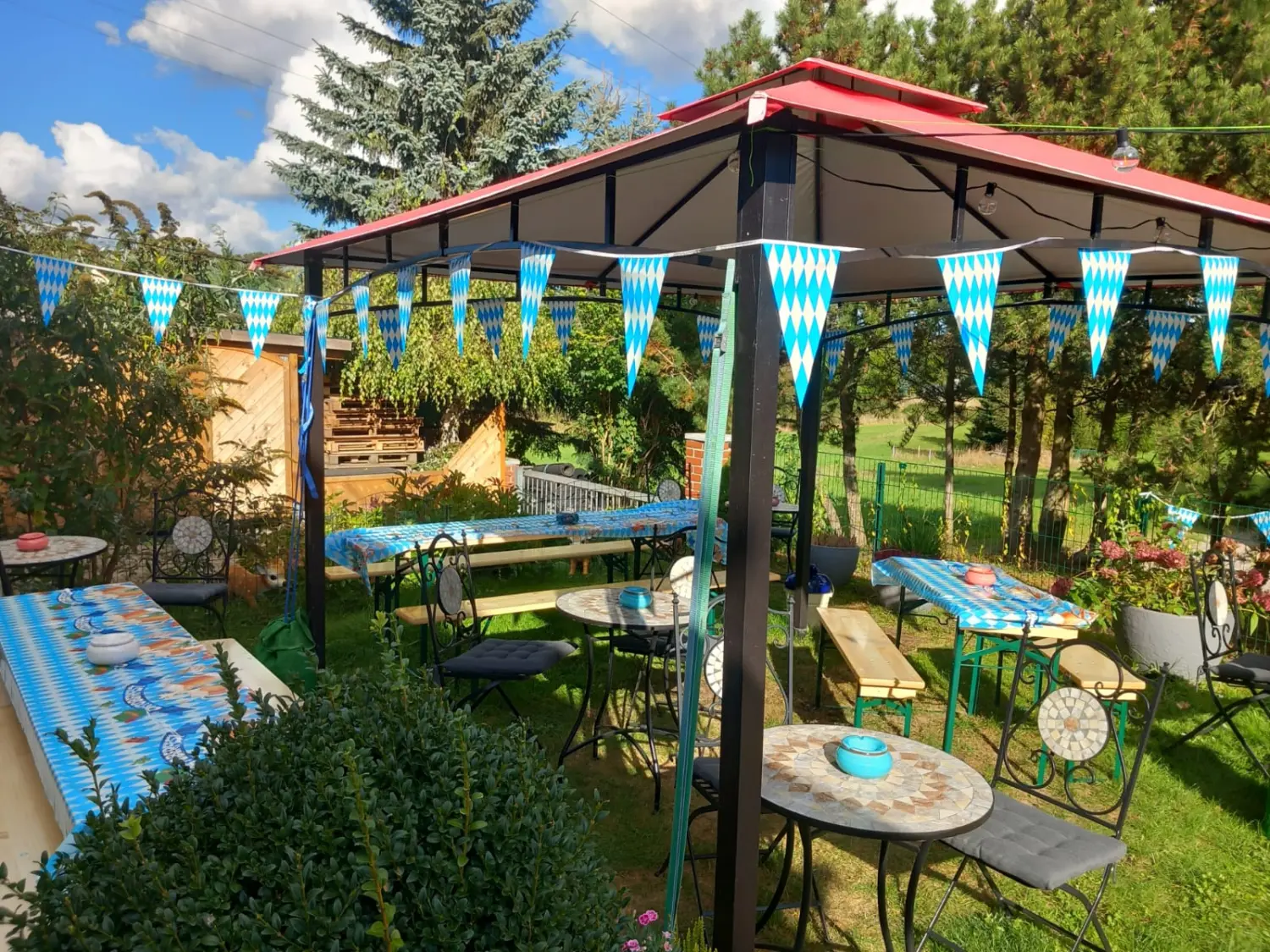 Garten-Café Tannenweg - Oktoberfest 2024 von Garten-Café Tannenweg