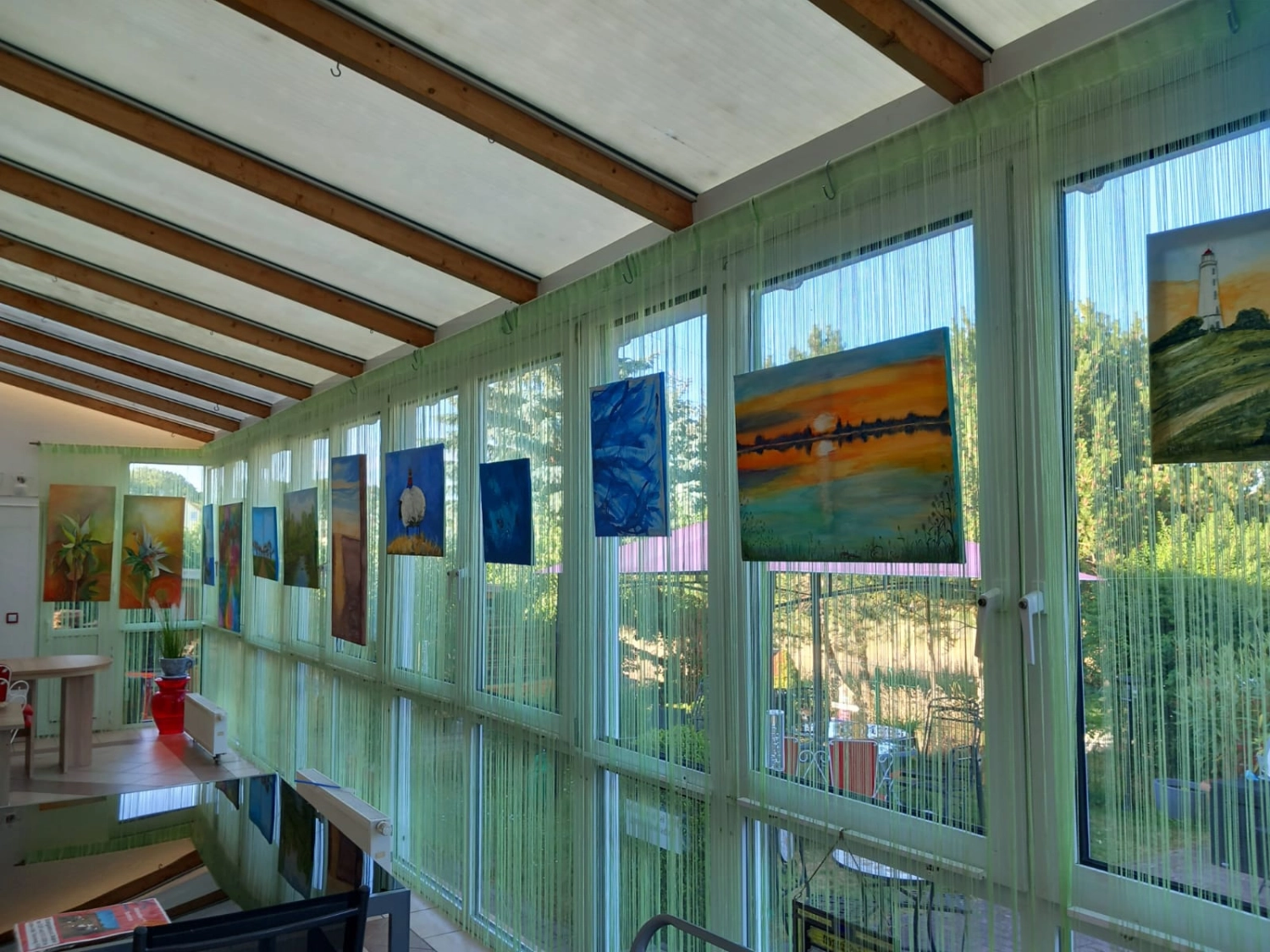 Frau - Garten-Café Tannenweg - Oktoberfest 2024 von Garten-Café Tannenweg