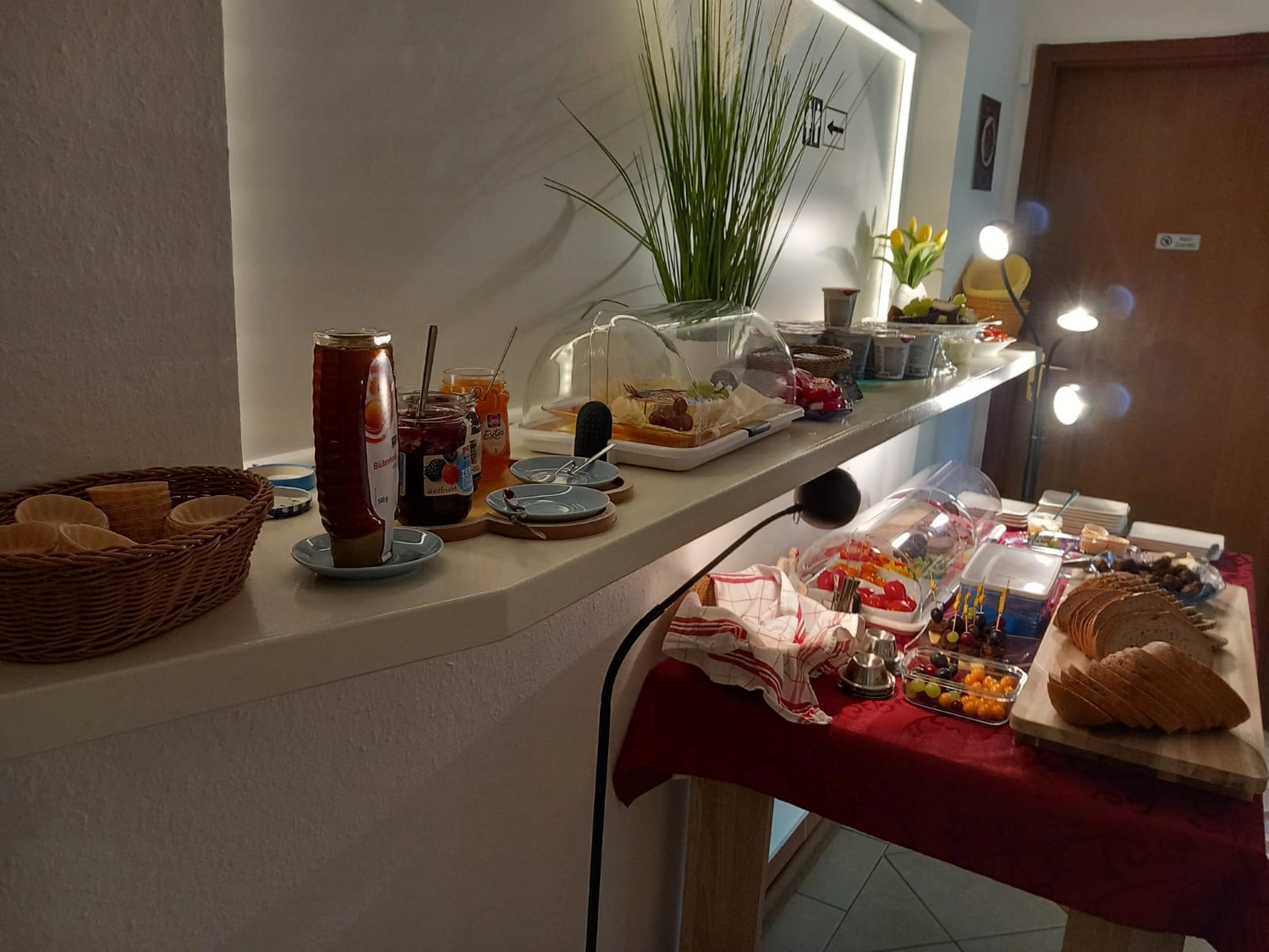 Garten-Café Tannenweg , Manfred Leisge ,  Katrin Leisge, Poseritz, Rügen Island, Kuchen von Garten-Café Tannenweg